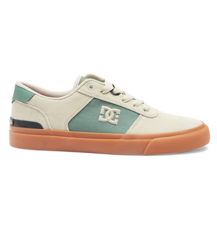 DC Shoes Men's Tan/Green S Skate Shoes - Teknic Style for Skateboarding