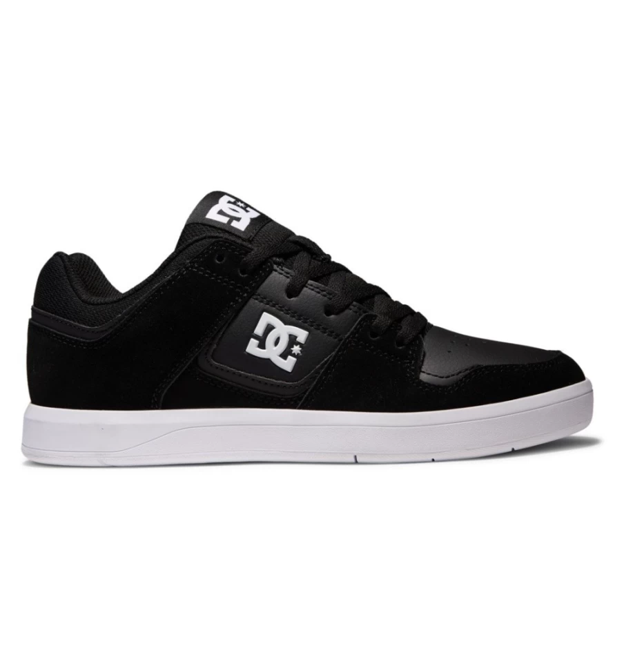 Men's DC Shoes Cure Sneakers in Black - Skateboarding Shoes for Men