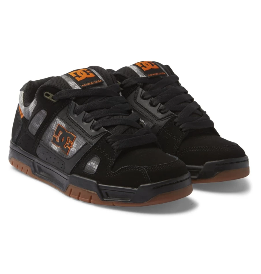 DC Shoes Men's Stag Sneakers in Black/Orange - Skate Shoes for Men